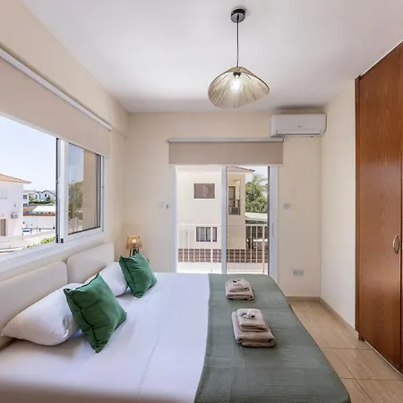 Chrystalla Villa Paralimni