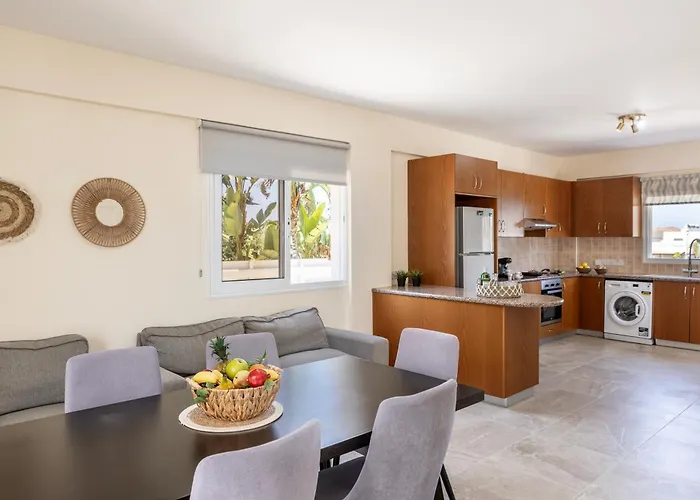 Chrystalla * 파라림니